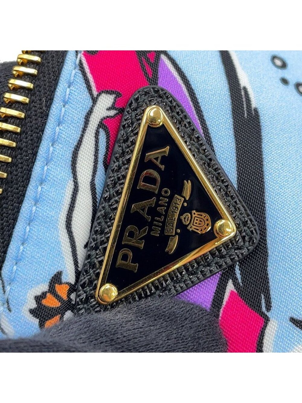 Prada Pouch Re-Nylon Surfin Pattern Nylon Case - Picture 5 of 8